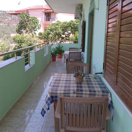Jonny Guesthouse كساميل المظهر الخارجي الصورة