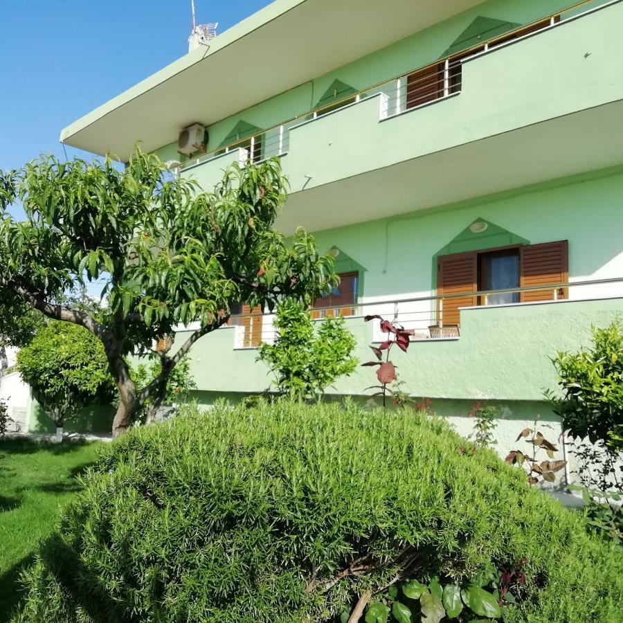 Jonny Guesthouse كساميل المظهر الخارجي الصورة