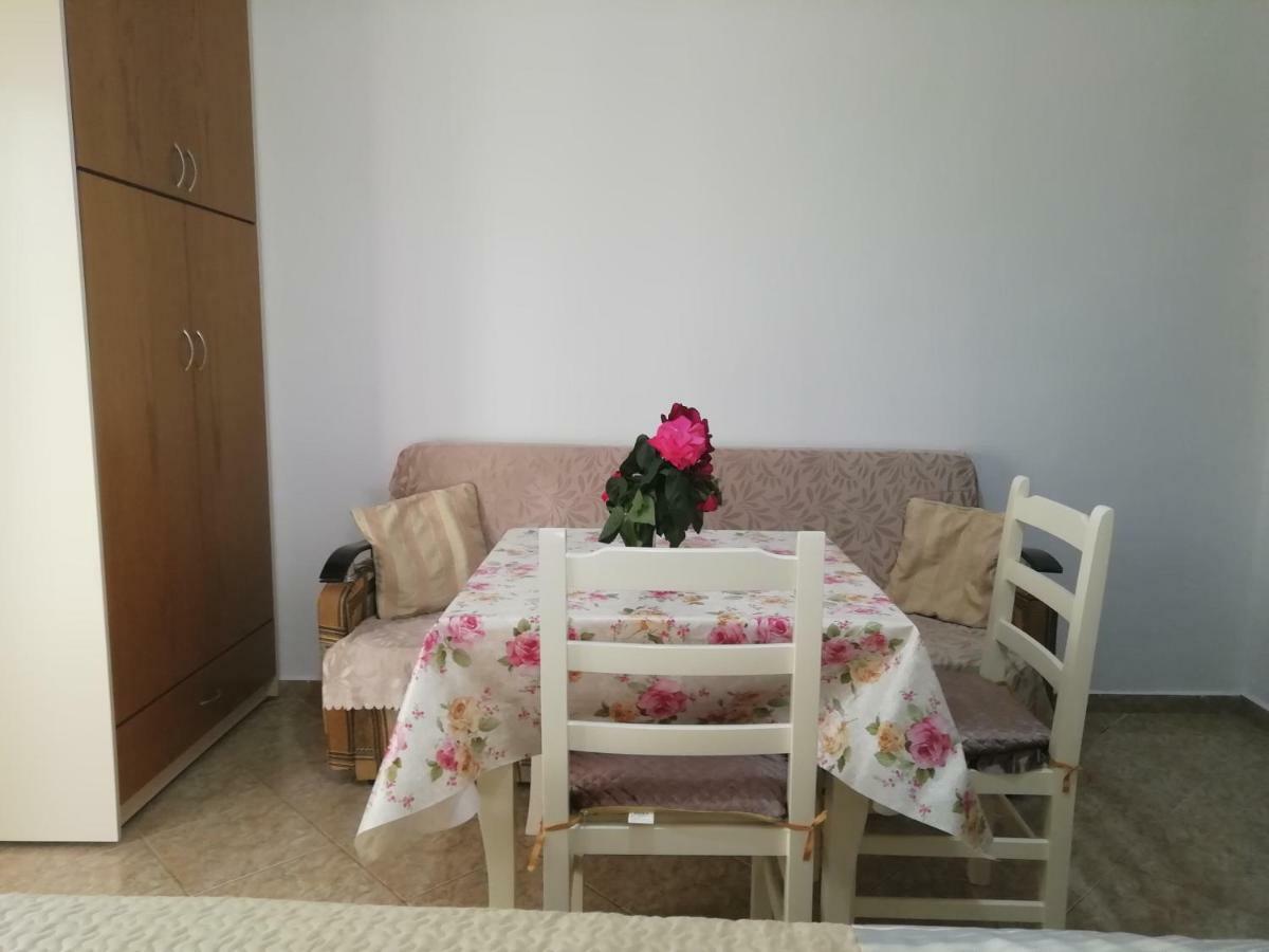 Jonny Guesthouse كساميل المظهر الخارجي الصورة