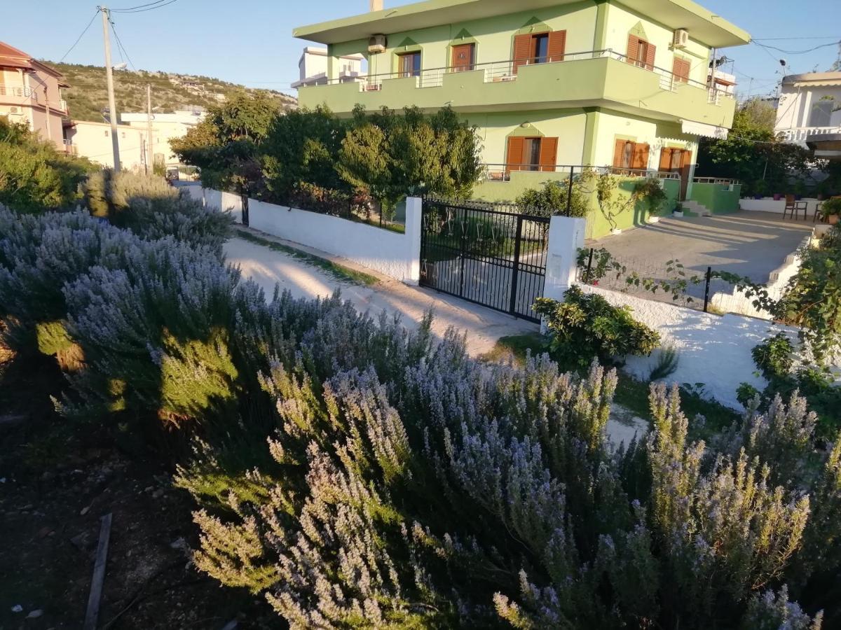 Jonny Guesthouse كساميل المظهر الخارجي الصورة
